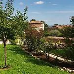 דירה In-giardino